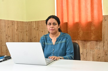 Dr. Ritika Mehra
